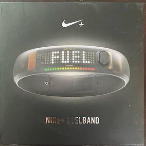 New in box Nike Fuel fitness tracker